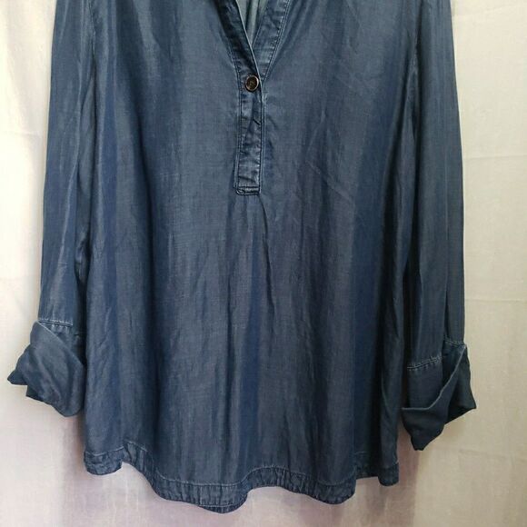 Chico's Medium Wash Long Sleeve Collared V-Neck Denim Blouse Size 3 US XL 16/18 - Picture 3 of 8